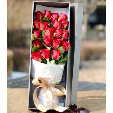 19只A级红玫瑰长礼盒高端野兽派风格鲜花红玫瑰礼盒